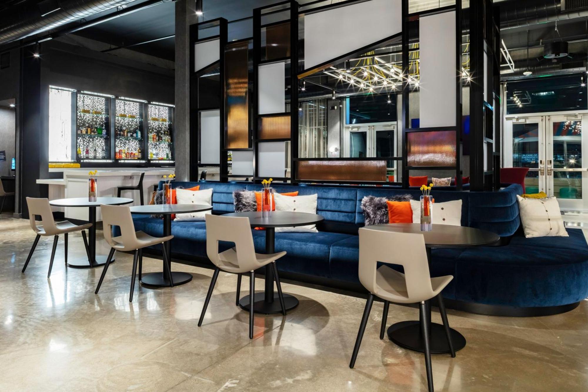 Aloft Dallas Arlington South Экстерьер фото