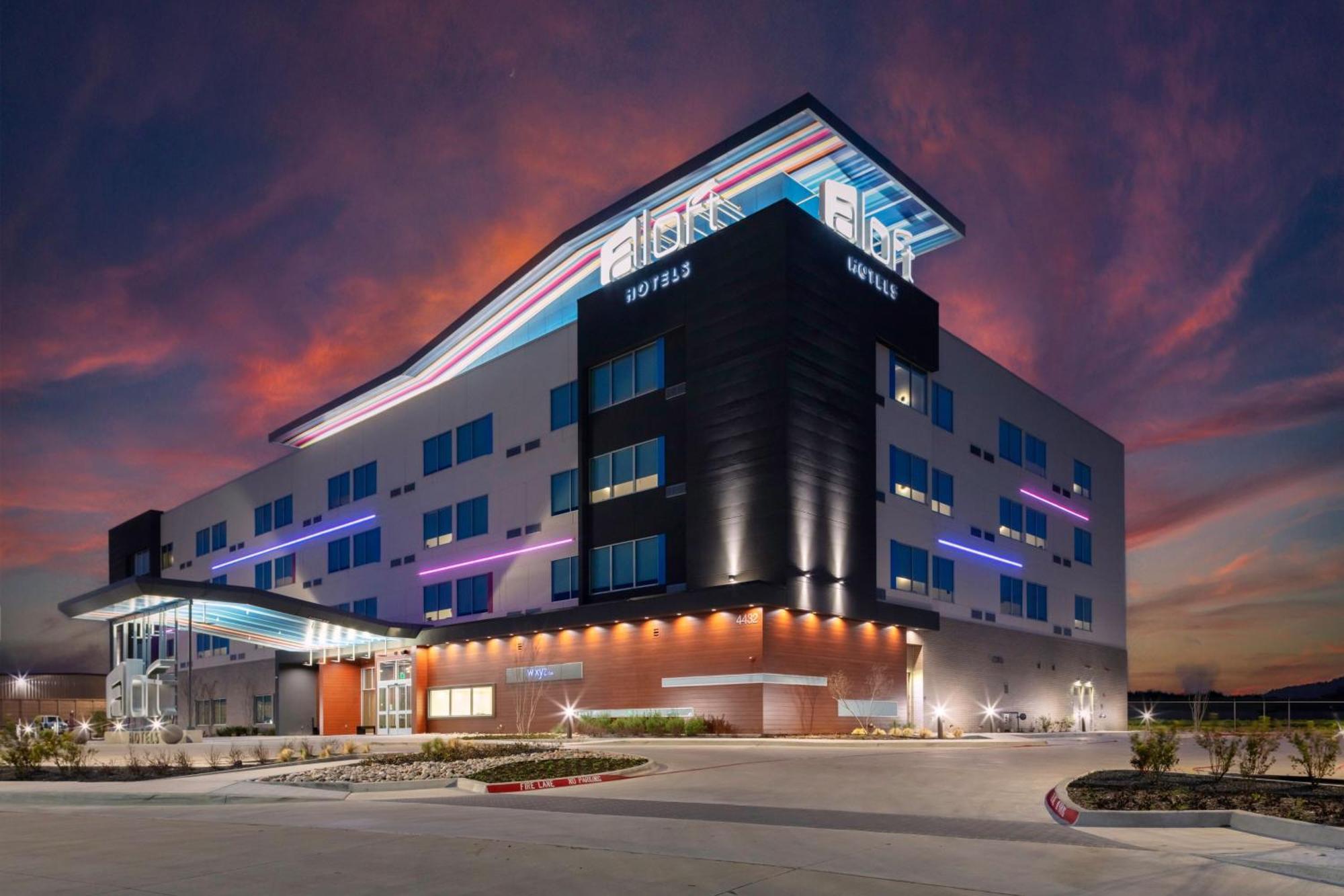 Aloft Dallas Arlington South Экстерьер фото